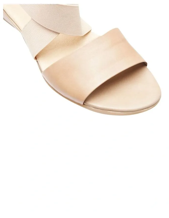Wide Steps Chester Nude Glove Sandals