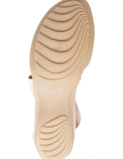 Wide Steps Chester Nude Glove Sandals