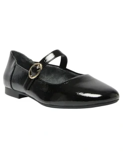 Wide Steps Colby Flat Leather Shoes in Black