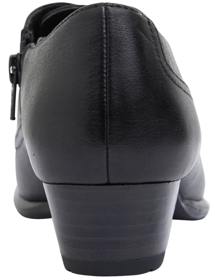 Wide Steps Damian Black Glove Shoes