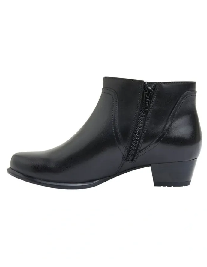 Wide Steps Delmar Black Glove Boots