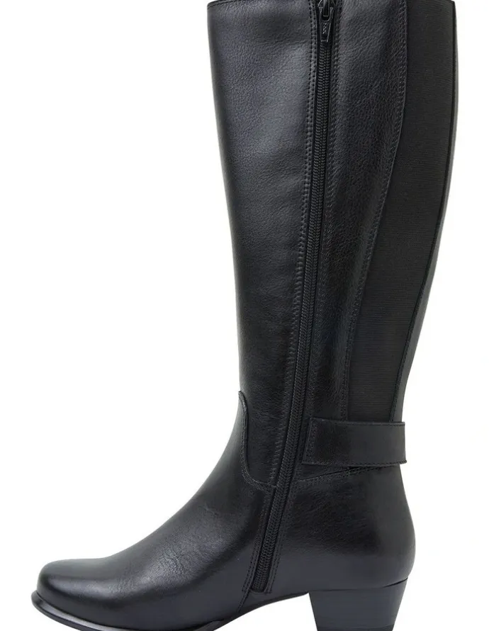 Wide Steps Diesel Black Glove Boots