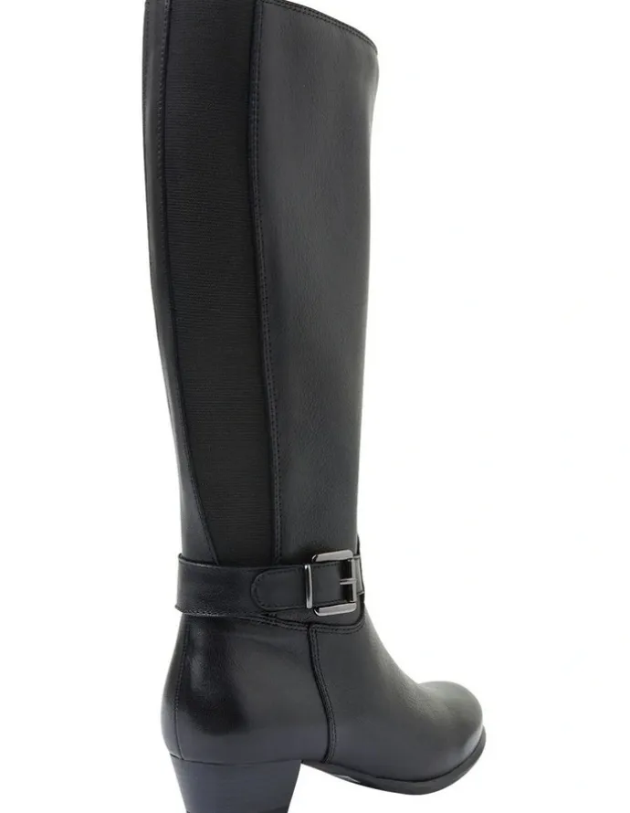 Wide Steps Diesel Black Glove Boots