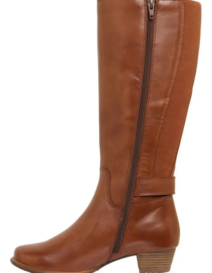 Wide Steps Diesel Boots in Mid Brown Glove