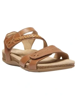 Wide Steps Fandango Leather Sandals in Tan