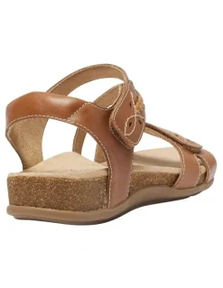 Wide Steps Fandango Leather Sandals in Tan