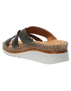 Wide Steps Hannah Sandals in Black Glove
