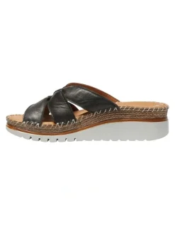Wide Steps Hannah Sandals in Black Glove