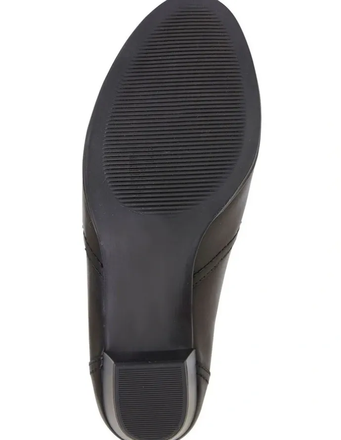 Wide Steps Harris Shoes in Black Glove/Elastic