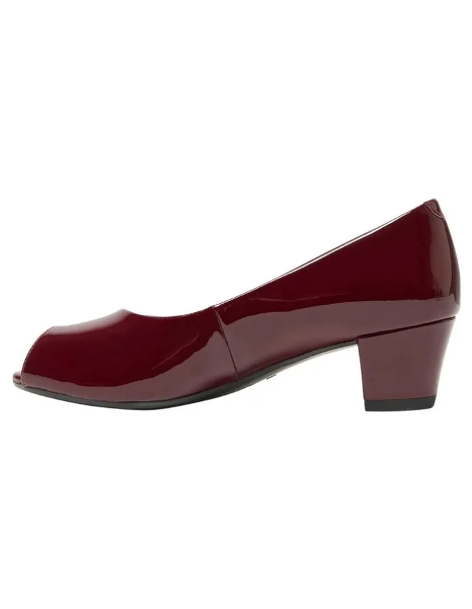 Wide Steps Hilary Heeled Shoes in Wine Patent