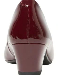 Wide Steps Hilary Heeled Shoes in Wine Patent