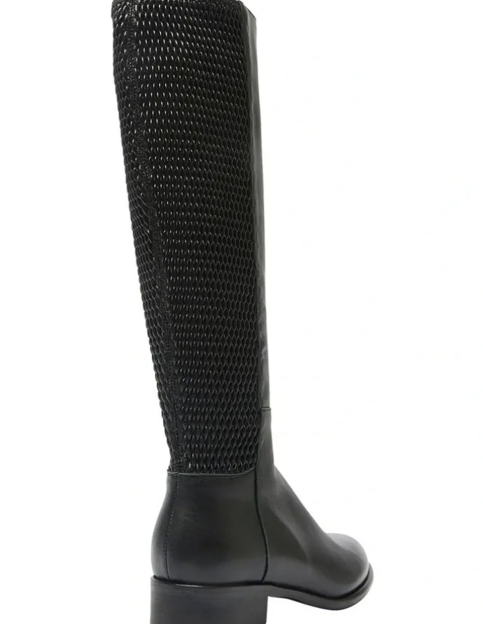 Wide Steps Langley Knee Boots in Black