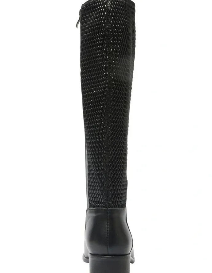 Wide Steps Langley Knee Boots in Black