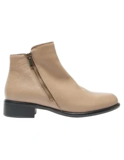 Wide Steps Lorenzo Boots in Taupe Leather