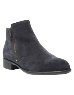 Wide Steps Lorenzo Boots in Navy Suede Leather