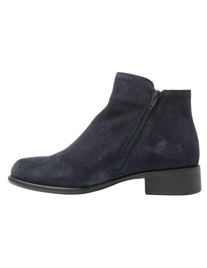 Wide Steps Lorenzo Boots in Navy Suede Leather