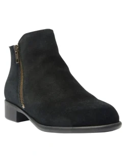Wide Steps Lorenzo Boots in Black Suede