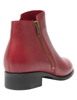 Wide Steps Lorenzo Boots in Red Leather