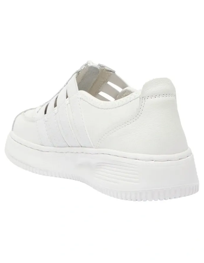 Wide Steps Newport Sneakers in White Leather