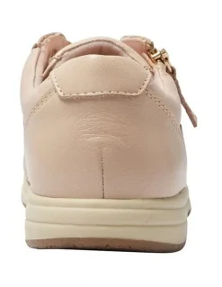 Wide Steps Normandy Sneakers in Blush Leather