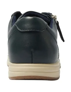Wide Steps Normandy Sneakers in Navy Leather