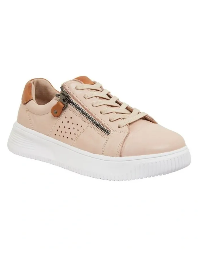 Wide Steps Novella Blush / Tan Glove Sneakers
