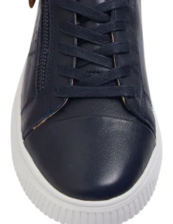 Wide Steps Novella Navy/Tan Glove Sneakers