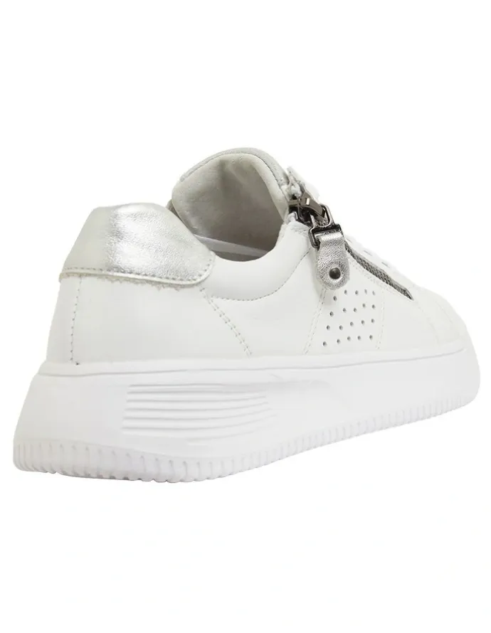 Wide Steps Novella White/Silver Glove Sneakers