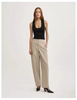 Witchery Barrel Leg Pant in Sienna