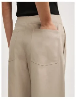Witchery Barrel Leg Pant in Sienna