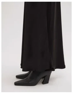 Witchery Bias Slip Skirt in Black