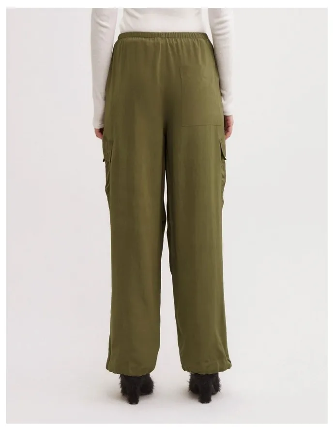 Witchery Cargo Pant in Khaki