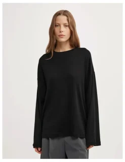 Witchery Crew Neck Long-sleeve T-shirt in Black