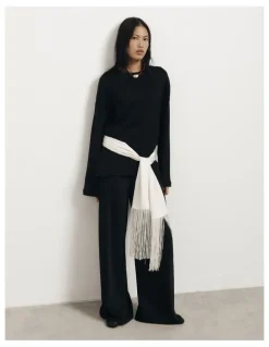 Witchery Crew Neck Long-sleeve T-shirt in Black