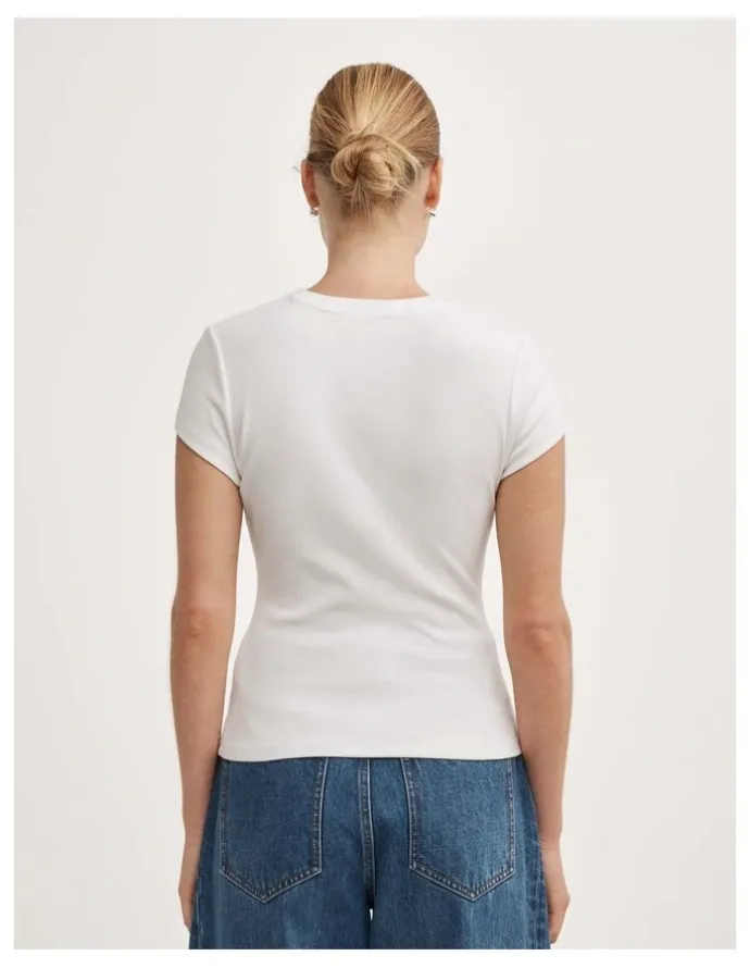 Witchery High V-neck T-shirt in Fresh White