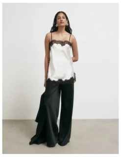 Witchery Lace Border Camisole in Vanilla