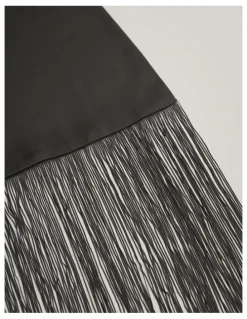 Witchery Lee Fringe Scarf in Black
