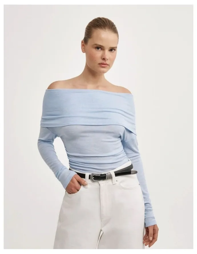 Witchery Off Shoulder Long-sleeve Top in Pale Blue