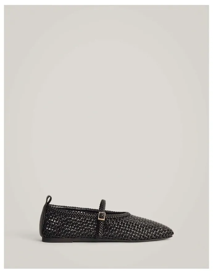 Witchery Rina Flats in Black