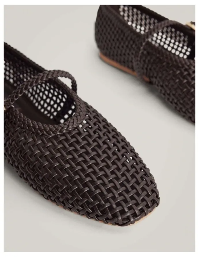 Witchery Rina Flats in Espresso