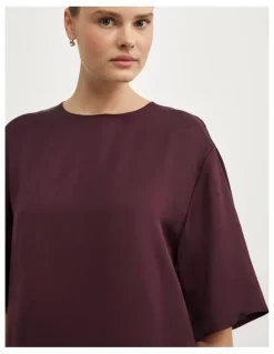 Witchery Satin T-shirt in Plum