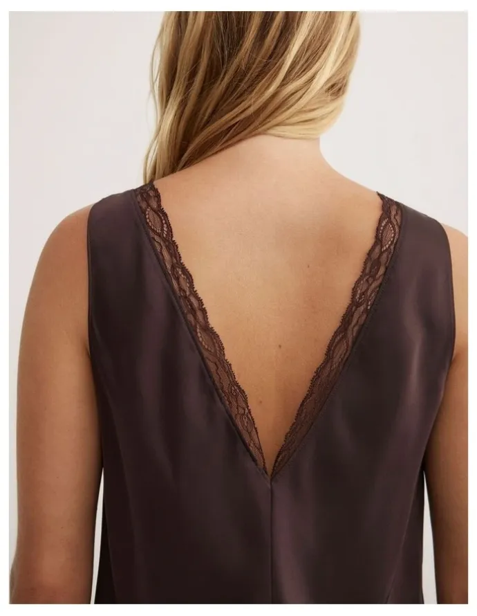 Witchery Trim Detail Camisole in Espresso