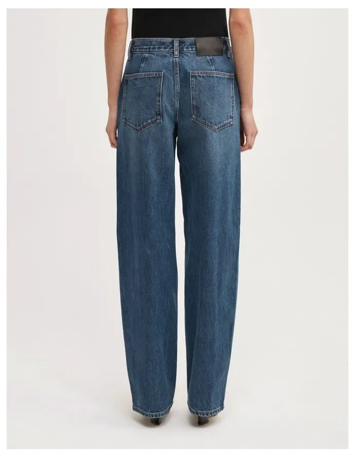 Witchery Mid Rise Wide Leg Jean in Tinted Wash Denim