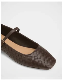 Wittner Annie Woven Leather Flat in Chocolate