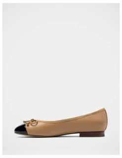 Wittner Avah Leather Flat Ballet in Dark Sand