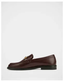 Wittner Bennett Leather Loafer in Plum