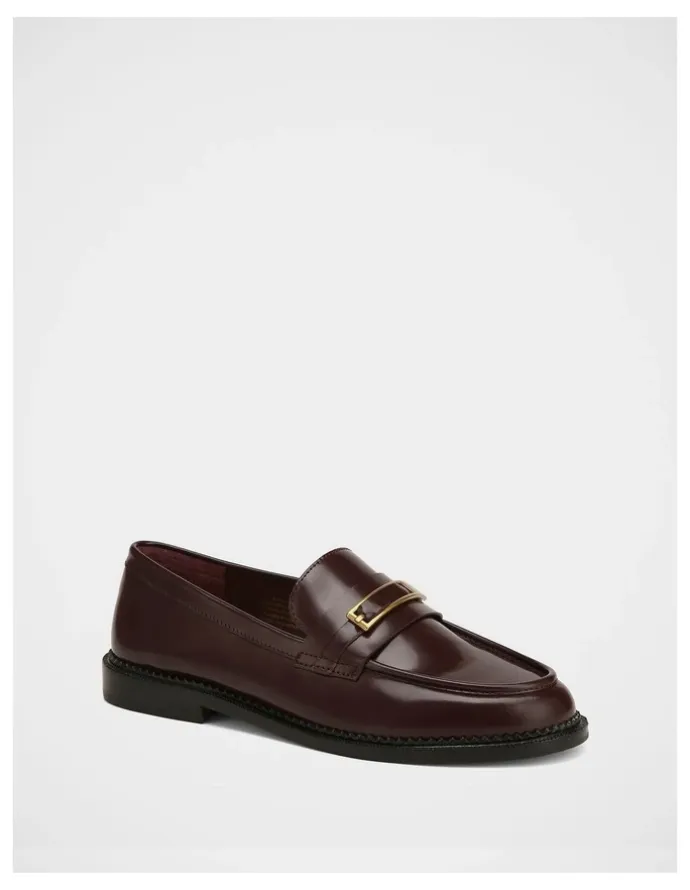 Wittner Bennett Leather Loafer in Plum