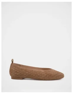 Wittner Berty Suede Leather Ballet Flat in Nutmeg