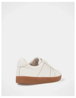 Wittner Boston Leather Sneaker in Off White