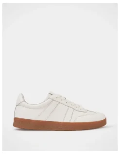 Wittner Boston Leather Sneaker in Off White